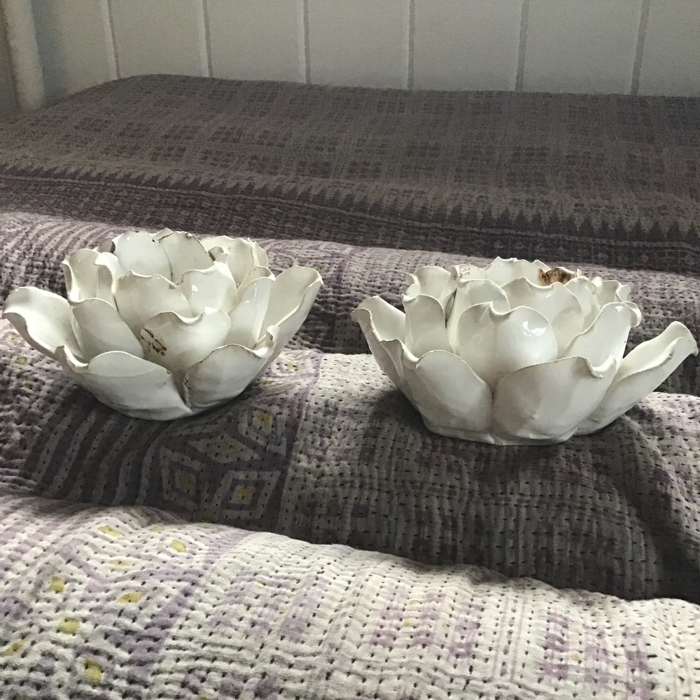 Anthropologie lotus candle HOLDERS white ceramic SHABBY chic decor - Picture 3 of 4